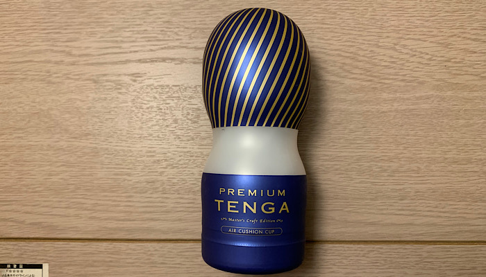 「PREMIUM TENGA エアークッションカップ」のパッケージ画像